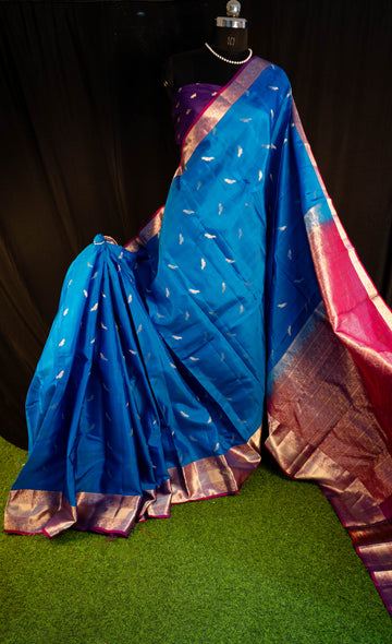 Kanjivaram Lightweight Silk Saree – Royal Blue